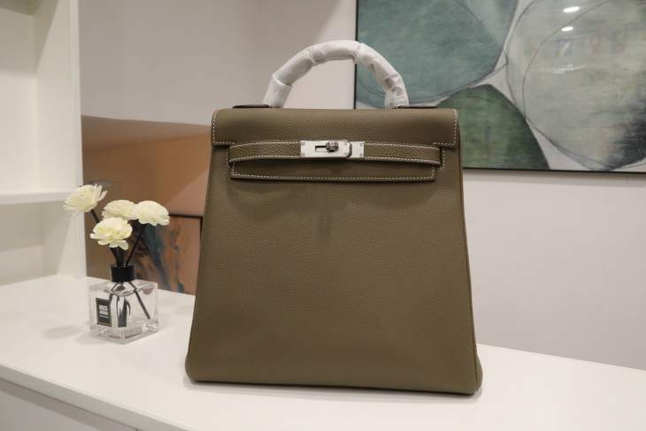 Picture of Hermes Handbags _SKUfw236183973fw